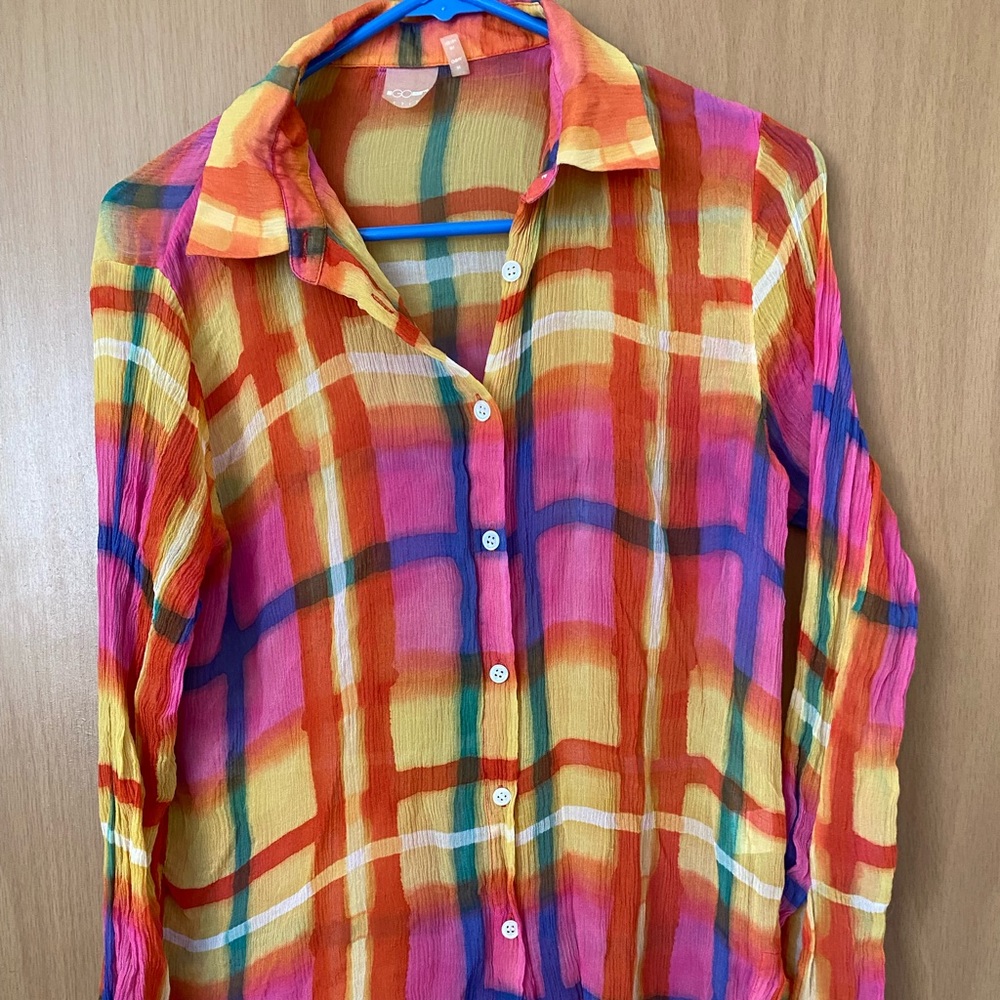 Long sleeve light weight shirt